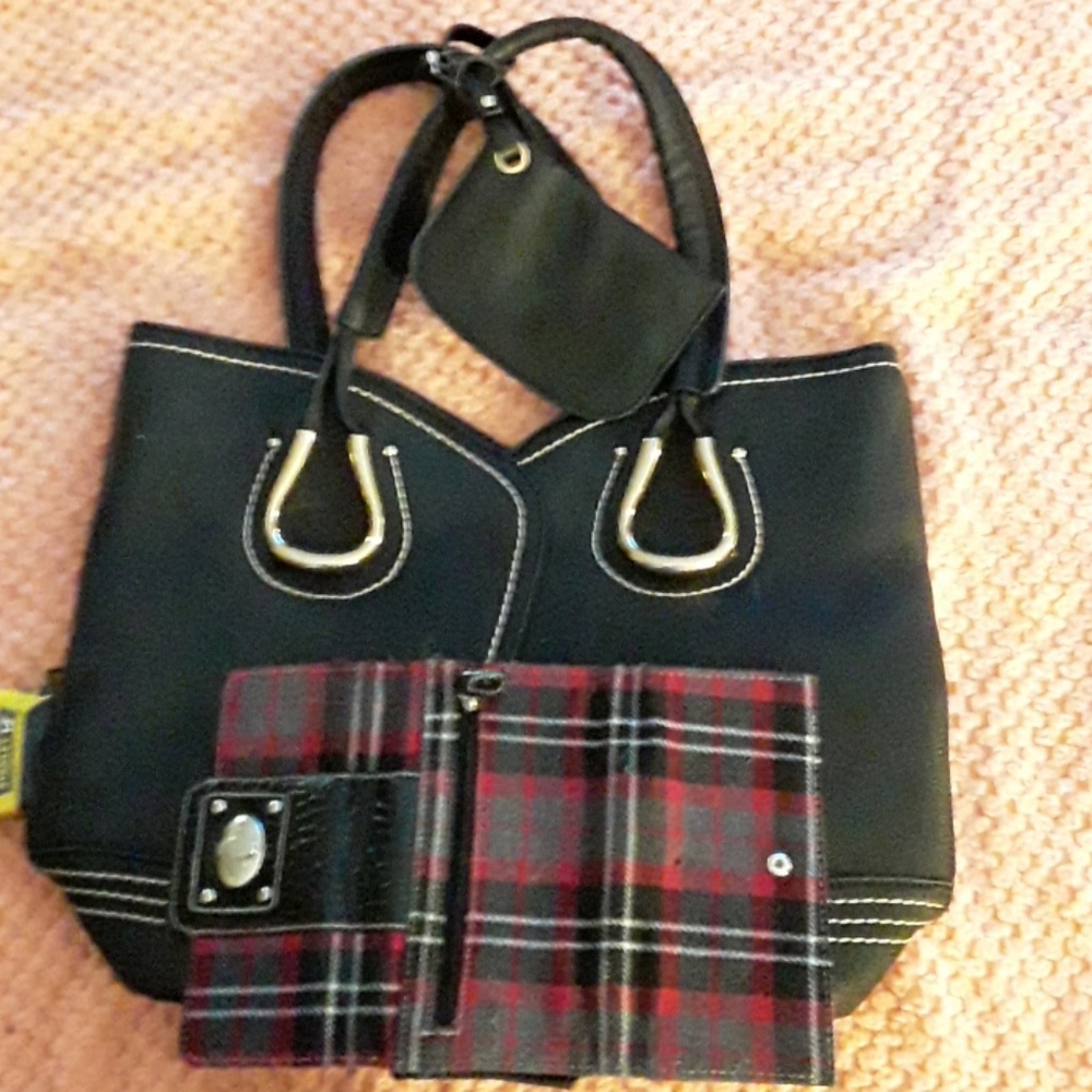 Purse with wallet
